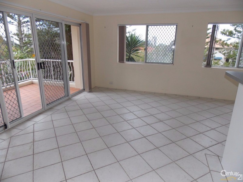 1/31 Dutton Street, Coolangatta QLD 4225