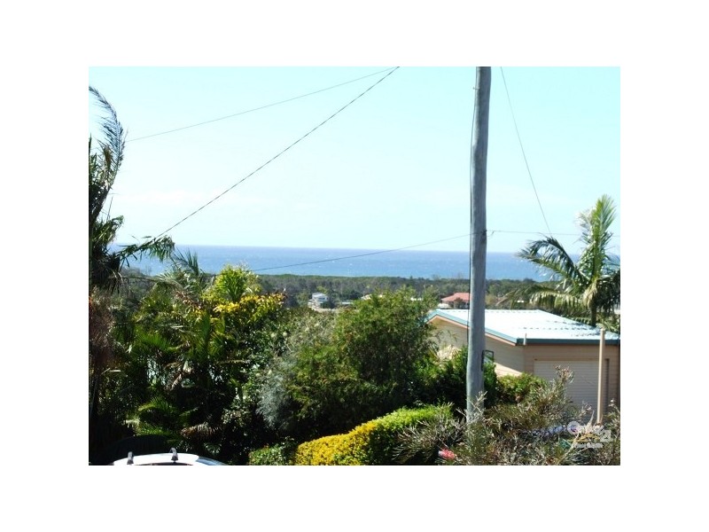 2/11 Allamanda, Banora Point NSW 2486