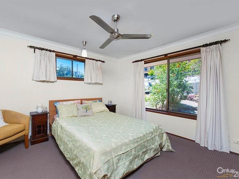 2/21 Cominan Avenue, Banora Point NSW 2486