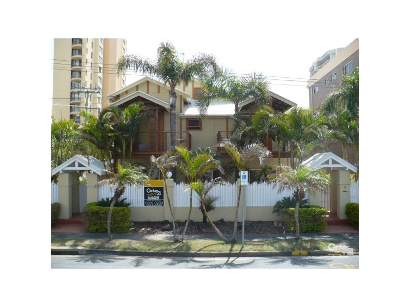 4 Ward Street, Coolangatta QLD 4225