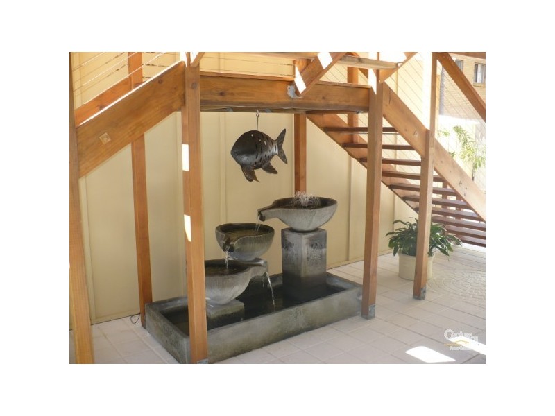 4 Ward Street, Coolangatta QLD 4225