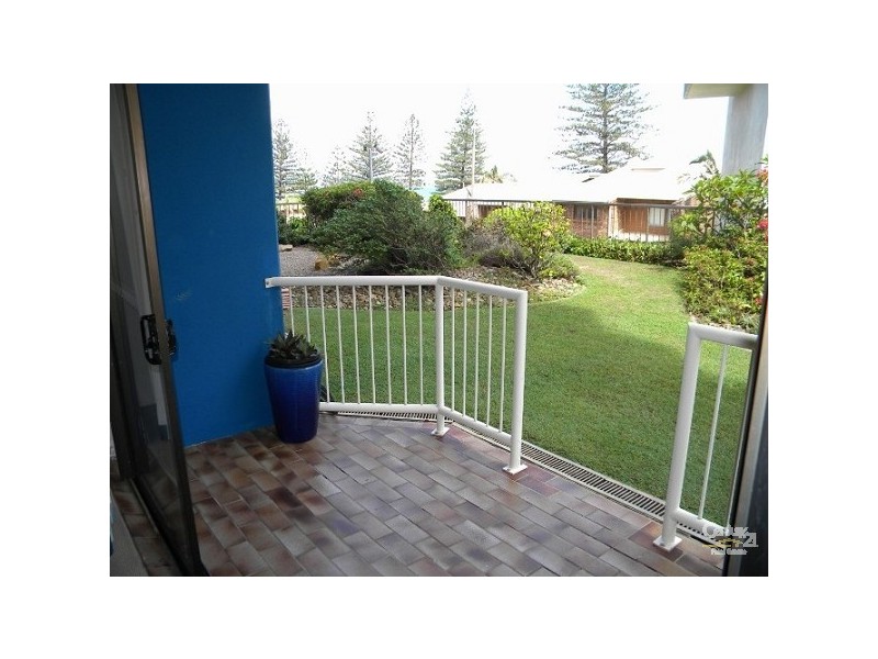 4/9 Petrie Street, Coolangatta QLD 4225