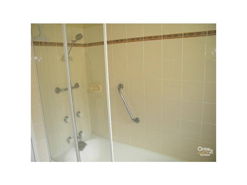 4/9 Petrie Street, Coolangatta QLD 4225