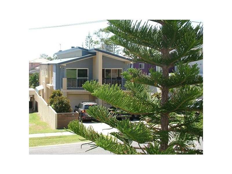 Coolangatta QLD 4225