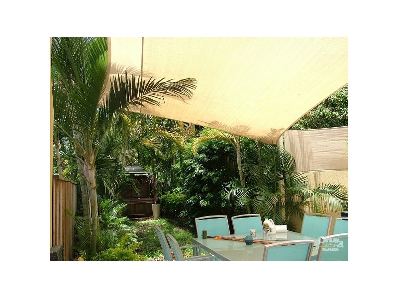 Coolangatta QLD 4225