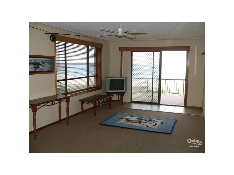 8/271 Golden four Drive, Bilinga QLD 4225