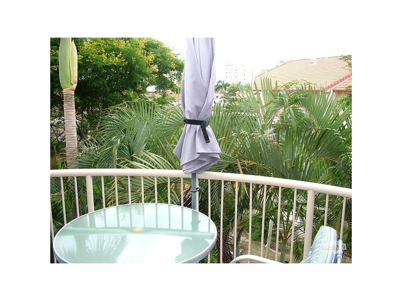 22/9 Ocean St, Kirra QLD 4225