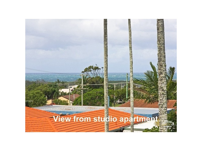 6 Hibiscus Parade, Banora Point NSW 2486