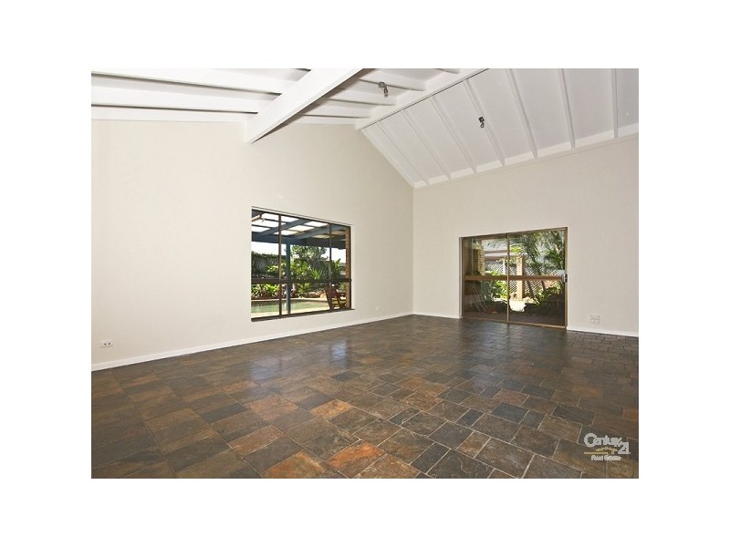 6 Hibiscus Parade, Banora Point NSW 2486