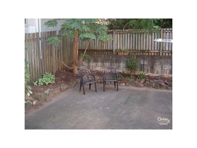 4/32 Miles Street, Kirra QLD 4225