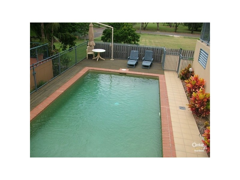 2/40 Dutton Street, Coolangatta QLD 4225