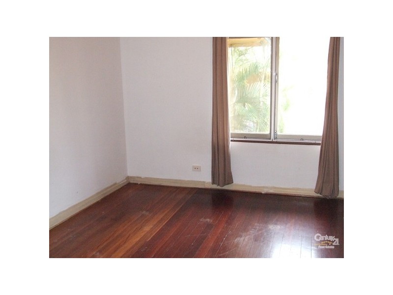 3/12 Miles Street, Kirra QLD 4225