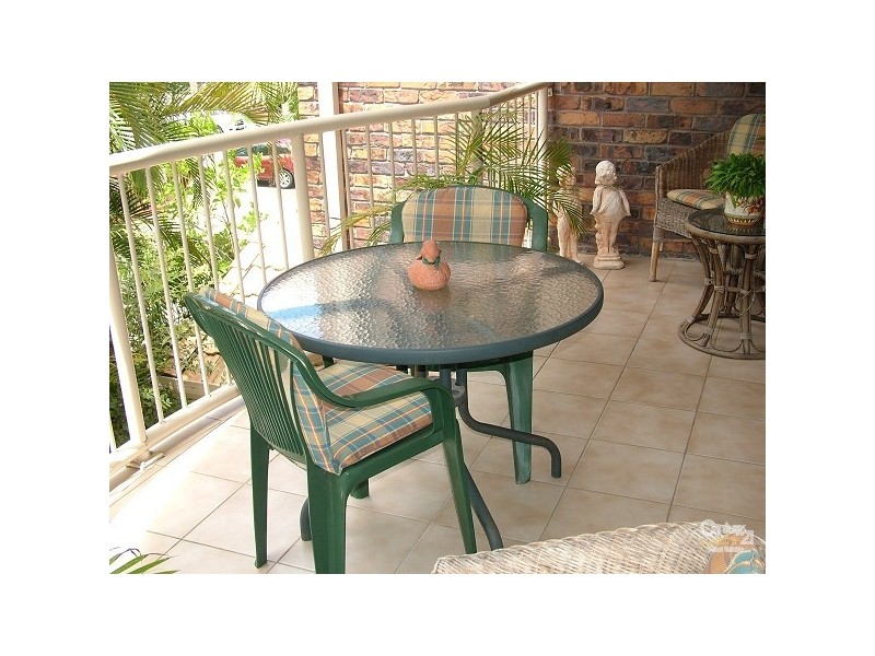 11/9 Ocean Street, Kirra QLD 4225