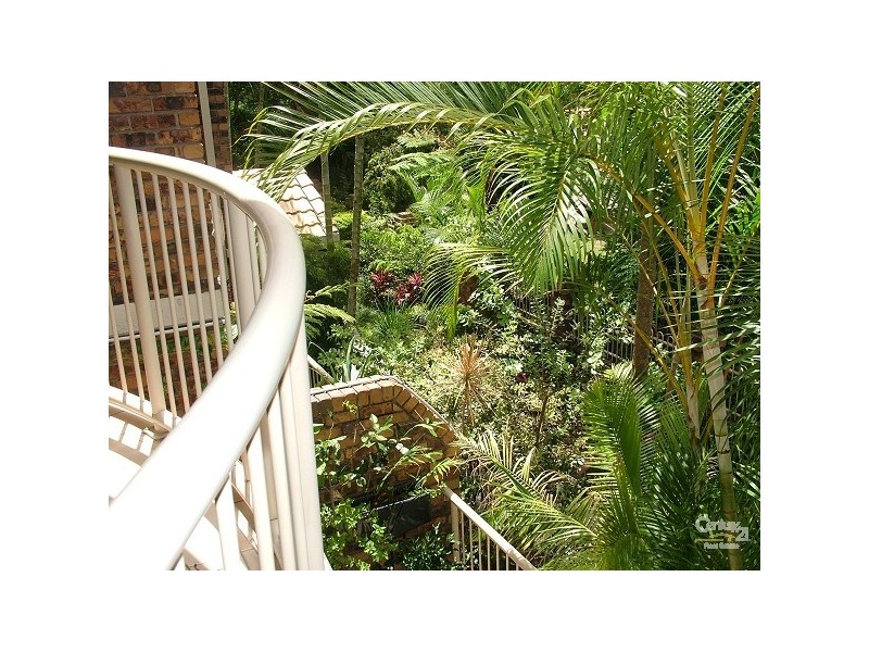 11/9 Ocean Street, Kirra QLD 4225