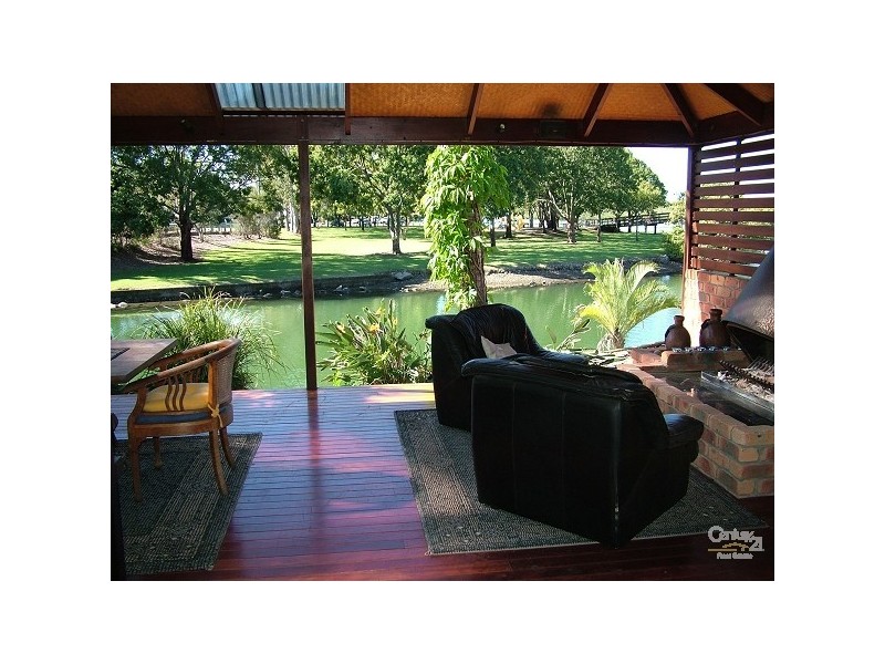 4 Crystal Waters, Tweed Heads NSW 2485