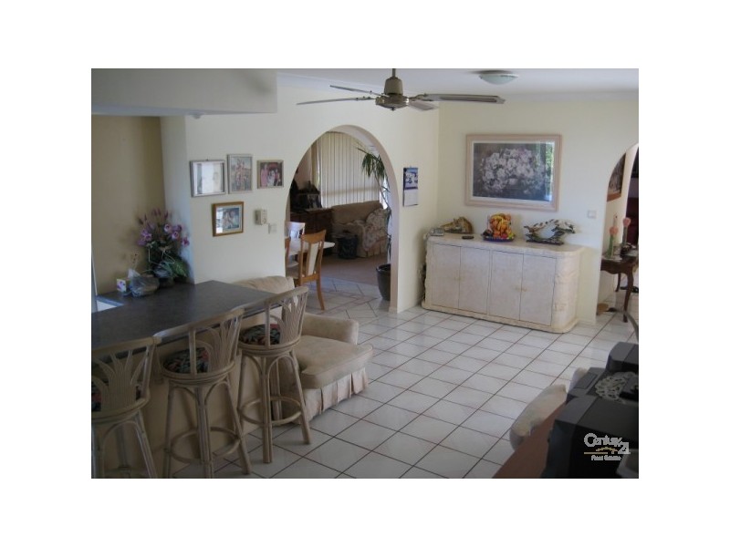 50 Oyster Point Road, Banora Point NSW 2486