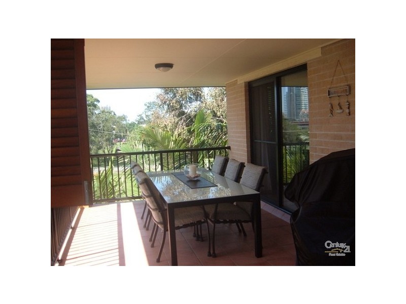 8/20 Dutton Street, Coolangatta QLD 4225
