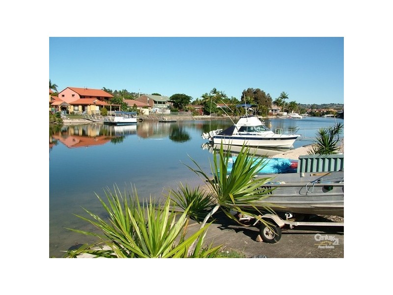 27 Gollan Drive, Tweed Heads West NSW 2485