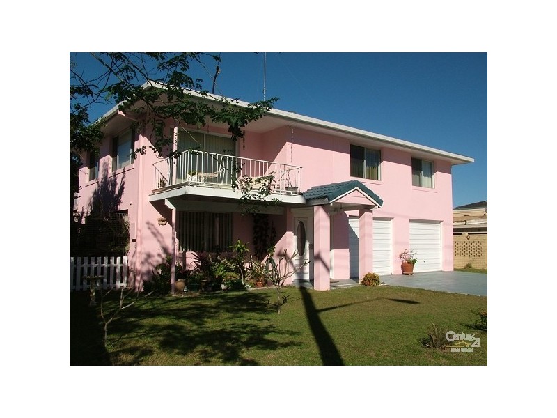 27 Gollan Drive, Tweed Heads West NSW 2485