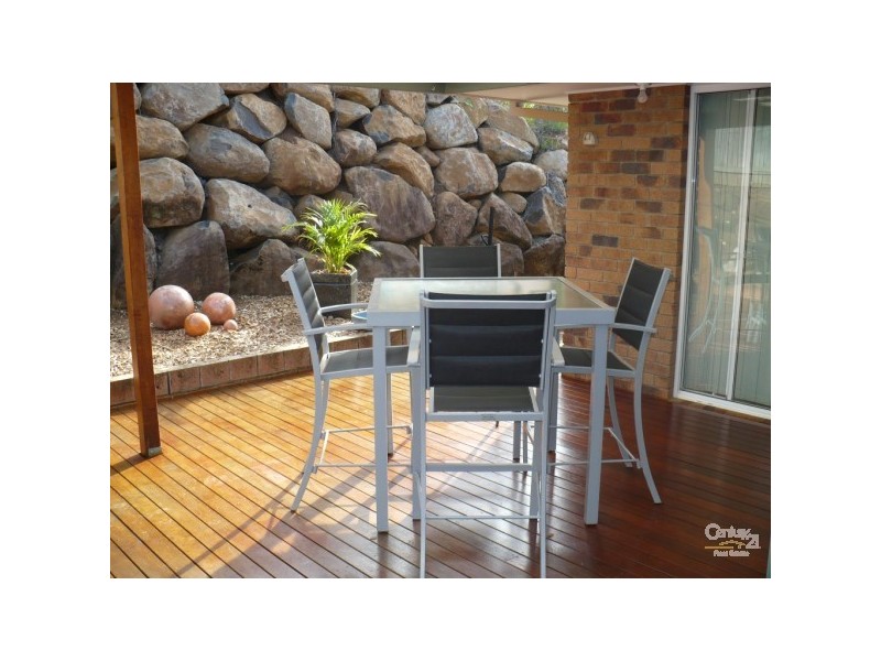 10 Stonehaven Way, Banora Point NSW 2486