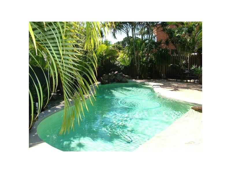 17 Binya Avenue, Kirra QLD 4225