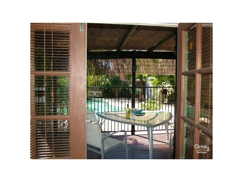 17 Binya Avenue, Kirra QLD 4225