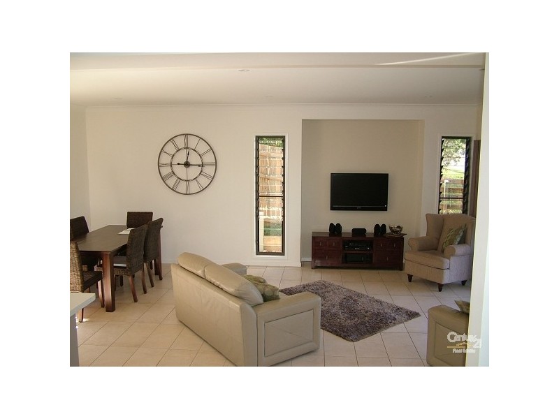 25A Mariners Crescent, Banora Point NSW 2486