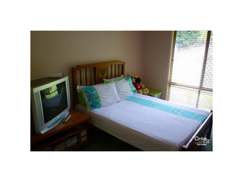 17 Stonehaven Way, Banora Point NSW 2486