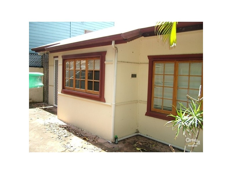 104 Garrick Street, Coolangatta QLD 4225