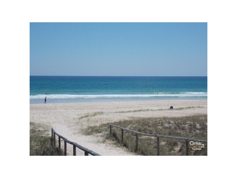 2/200 Pacific Parade, Bilinga QLD 4225