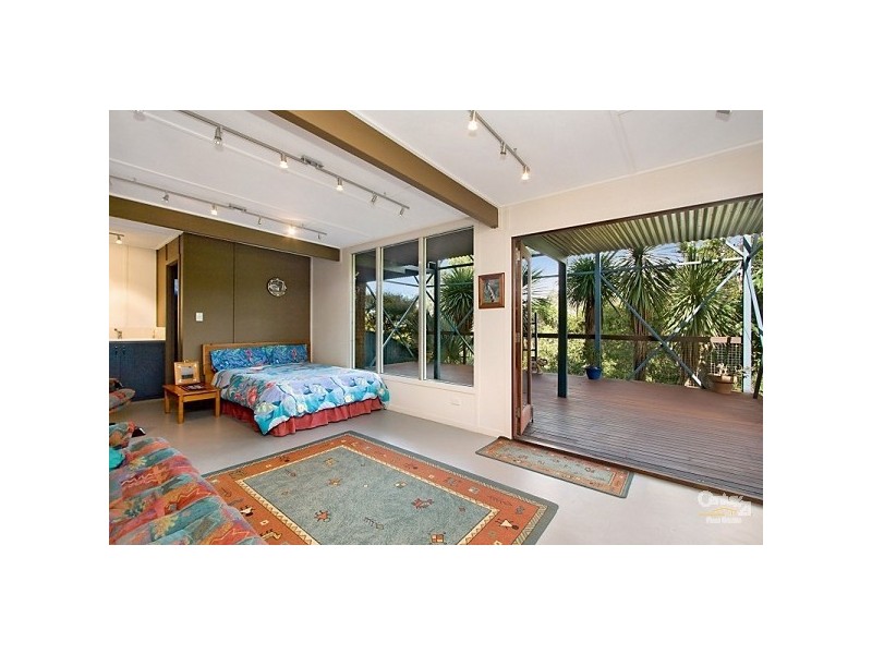 102 Garrick Street, Coolangatta QLD 4225