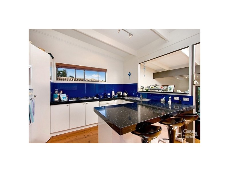 102 Garrick Street, Coolangatta QLD 4225