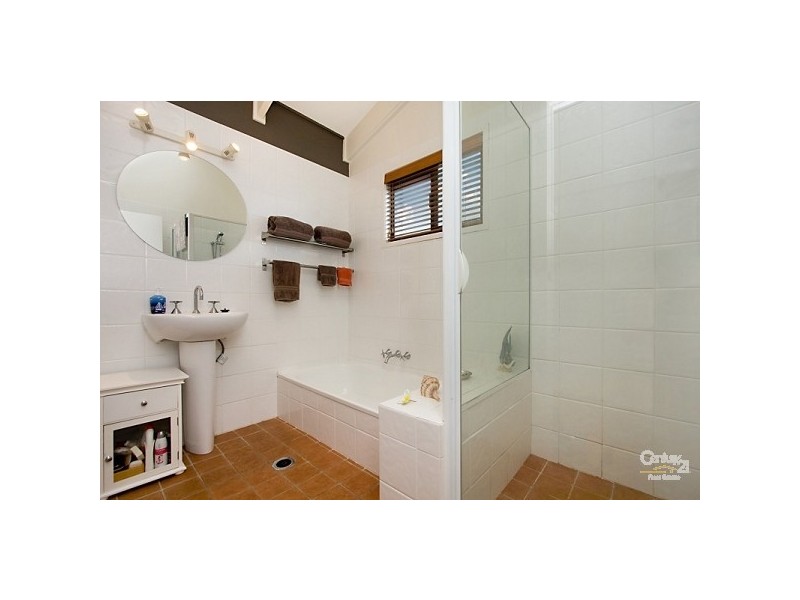 102 Garrick Street, Coolangatta QLD 4225