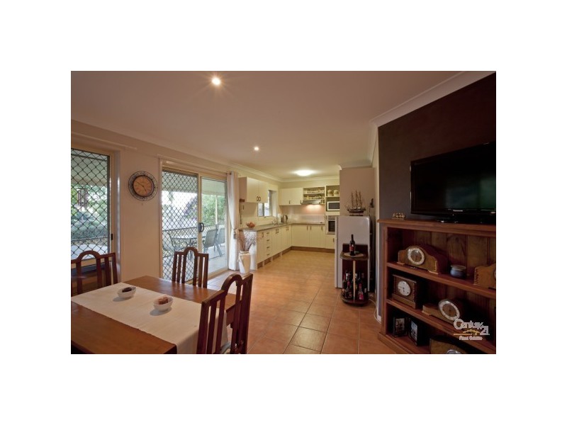 26 Clonakilty Close, Banora Point NSW 2486