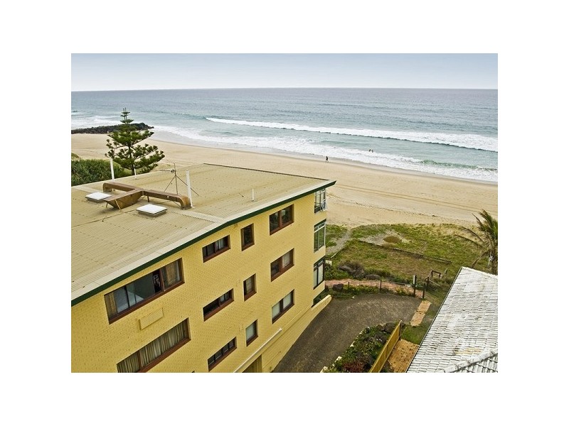 6/1a Ninteenth Avenue, Palm Beach QLD 4221