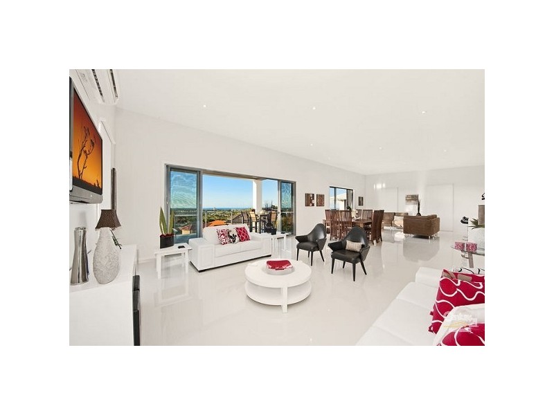 44A Lochlomond Drive, Banora Point NSW 2486