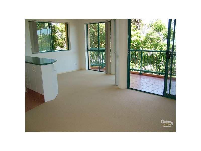 8/40 Rutledge Street, Coolangatta QLD 4225
