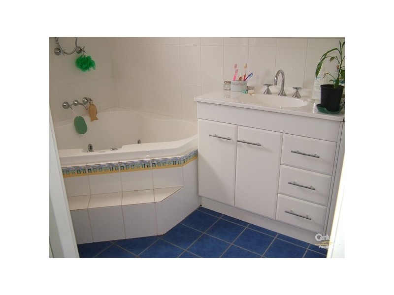 31 The Lakes Drive, Tweed Heads West NSW 2485