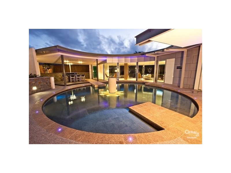 1 Douglas Street, Kirra QLD 4225