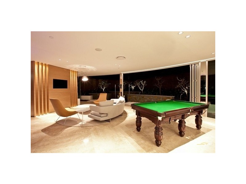 1 Douglas Street, Kirra QLD 4225