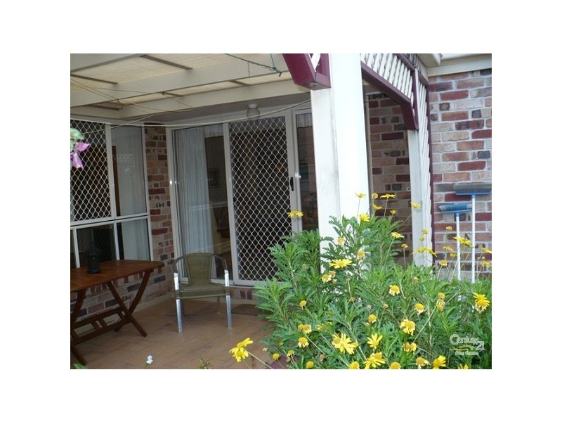 4 Rosslea Court, Banora Point NSW 2486