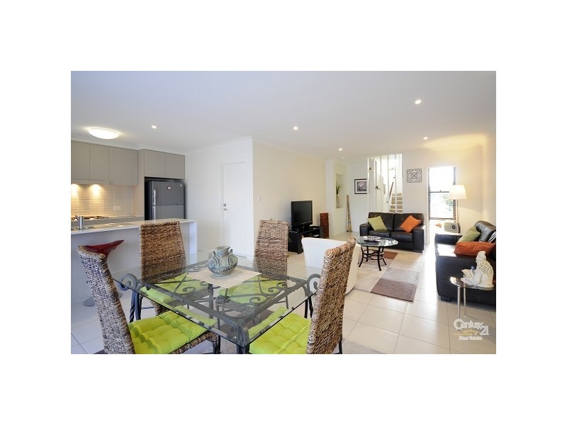 23/2 Inland Drive, Tugun QLD 4224