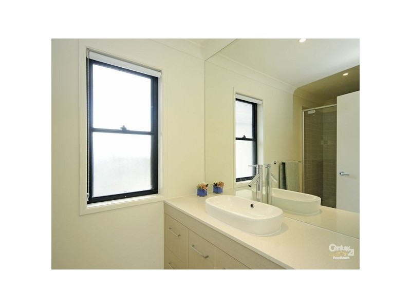 23/2 Inland Drive, Tugun QLD 4224