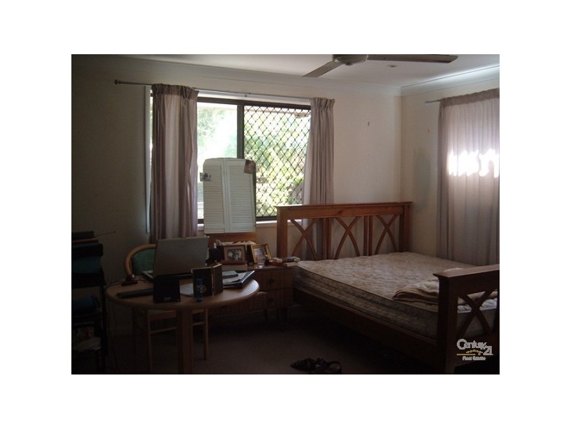 4 Lakes Drive, Tweed Heads West NSW 2485