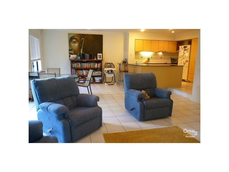 8448 Magnolia Drive East  Villa Casablanca, Hope Island QLD 4212