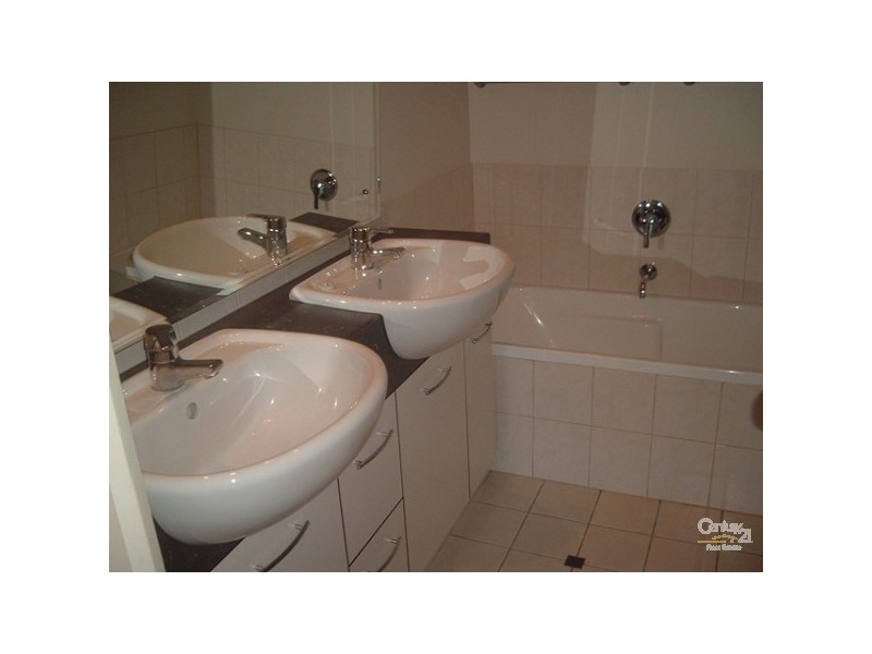 4/47 Tweed Street, Coolangatta QLD 4225