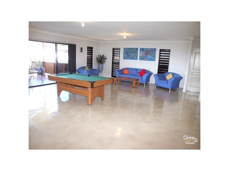 13 Mourne Terrace, Banora Point NSW 2486