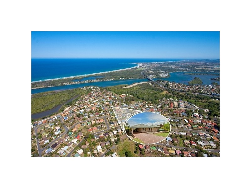 42a Walter Cres, Banora Point NSW 2486