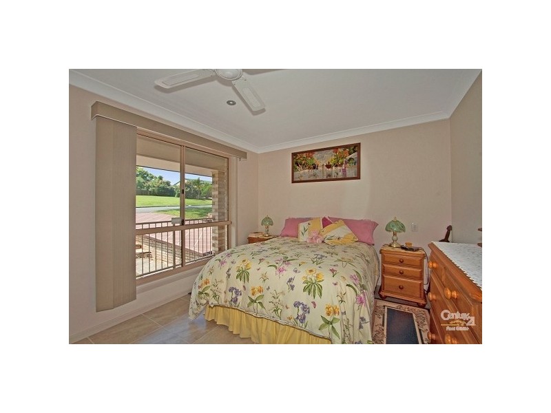 42a Walter Cres, Banora Point NSW 2486