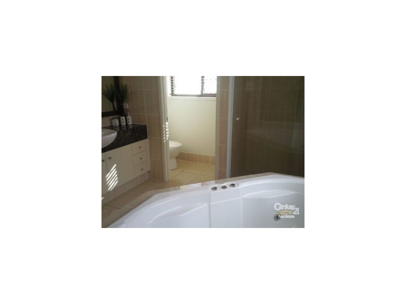 17 DUCAT ST, Tweed Heads NSW 2485